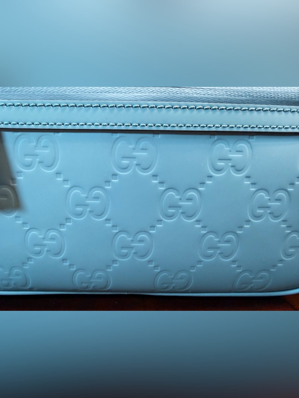 New Authentic Gucci GG Supreme Logo Blue Leather Shoulder Bag - Picture 5 of 16